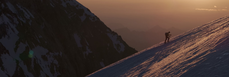 Steindl und Anthermatten umgeben von den Gipfeln der Walliser Alpen